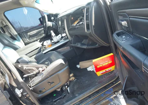 2017 Ram 2500 Lone Star 4X4 6'4 Box z USA, uszkodzony, nr VIN 3C6UR5DL7HG698422